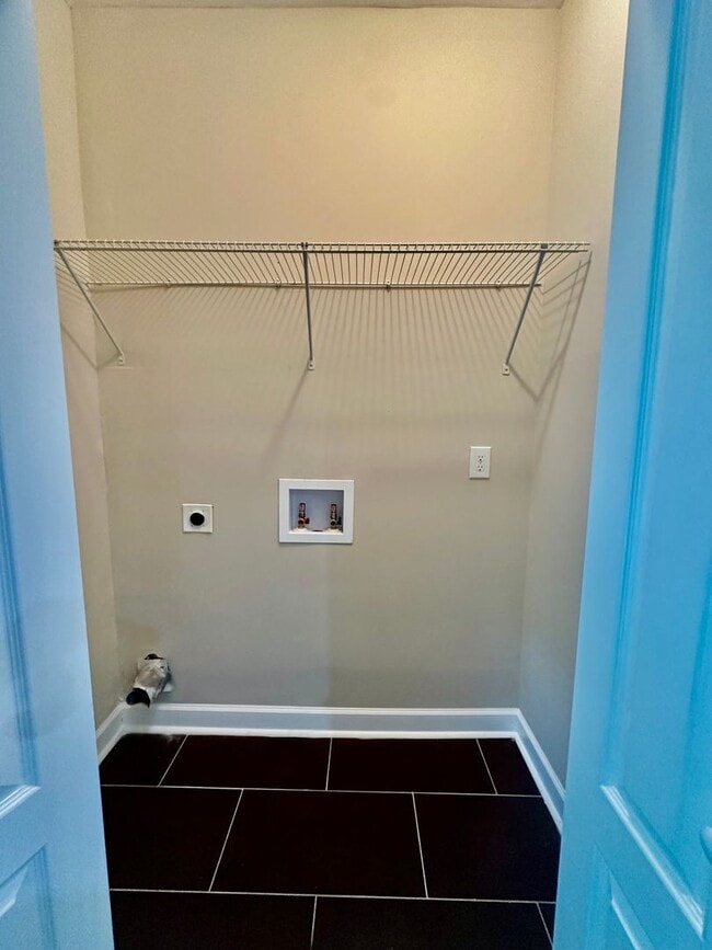 Building Photo - Atlanta Rental