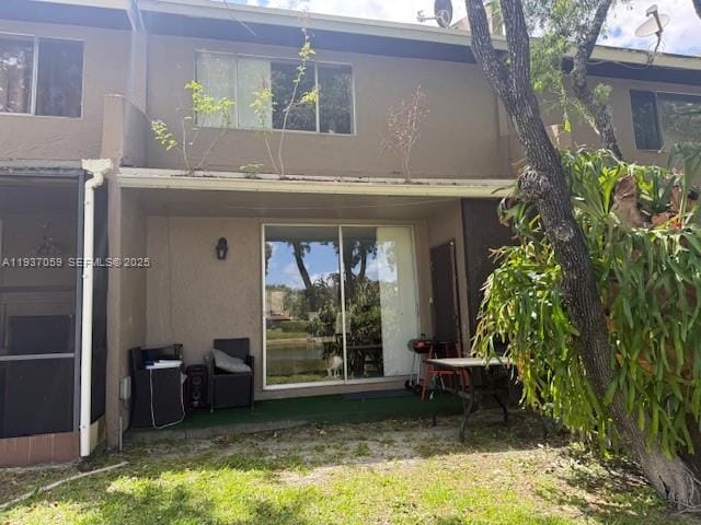 Building Photo - 1177 Sussex Dr