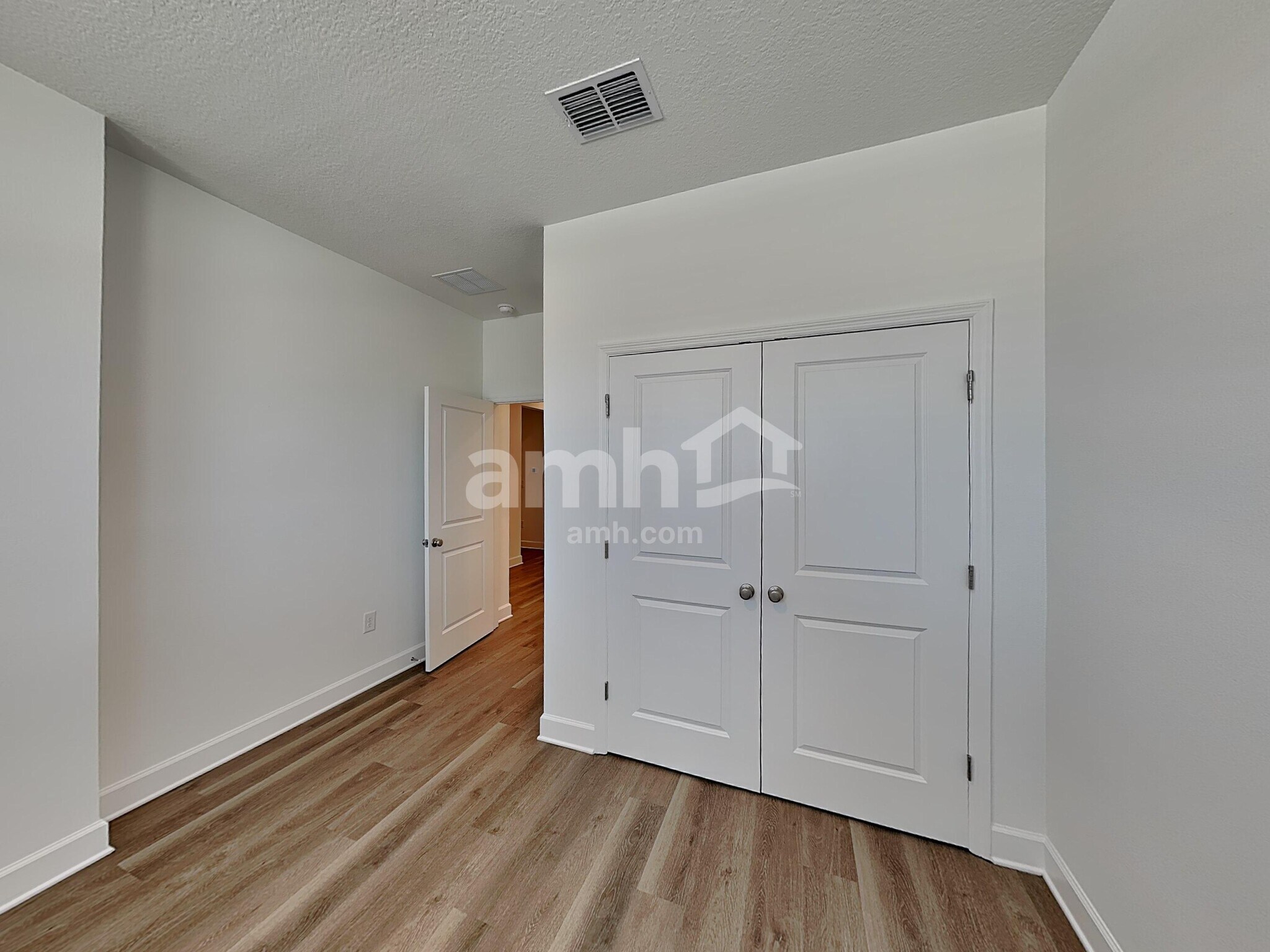 Building Photo - 3204 Carthage Ave