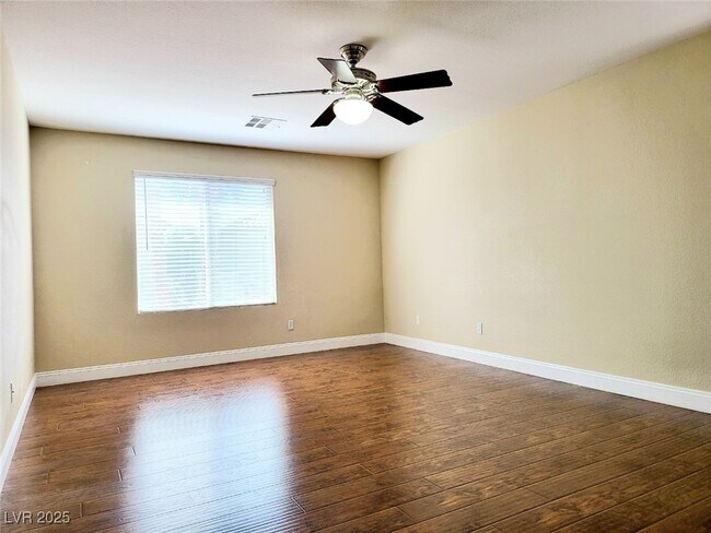 Building Photo - 10885 Fintry Hills St