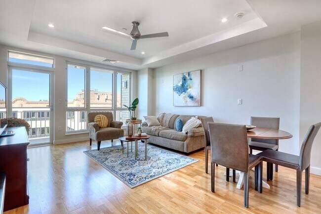 Building Photo - 100 Station Landing