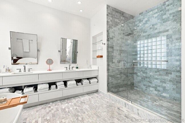 Building Photo - 14334 Stroller Way