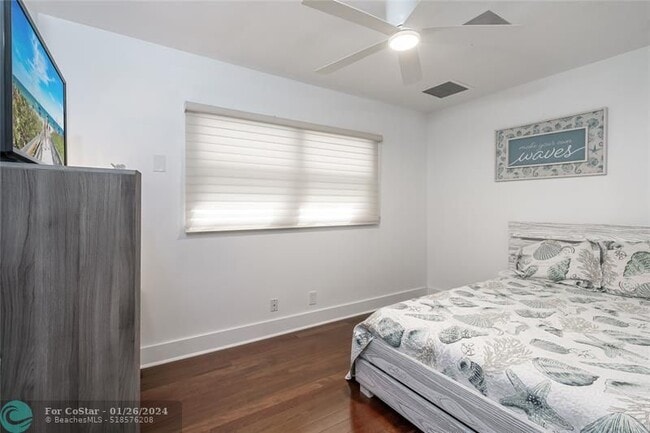 Building Photo - 808 Solar Isle Dr