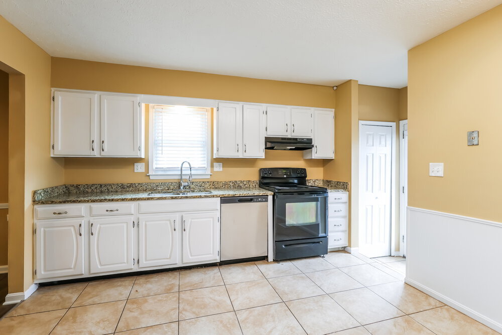 Building Photo - 8612 Sardis Way