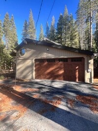 Building Photo - Tahoe Donner Long Term Lease - 2 bedroom with loft