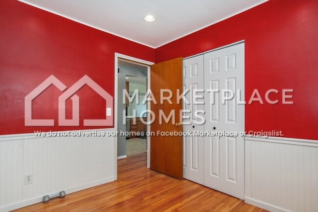Building Photo - 5244 Bart Ave
