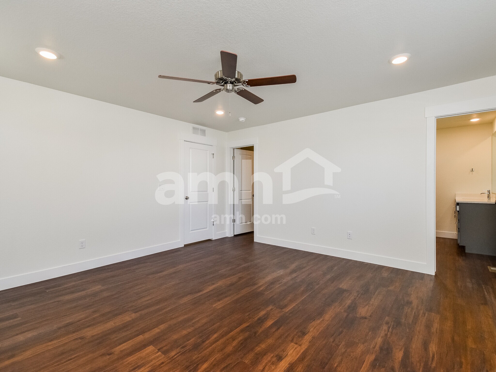 Building Photo - 7618 Mardale Ln