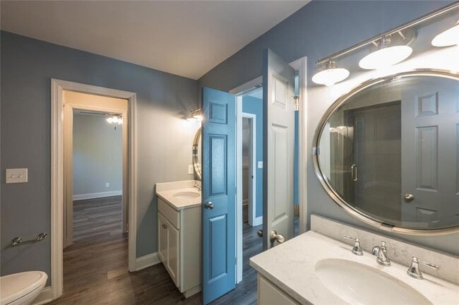 Building Photo - 898 Halston Ct