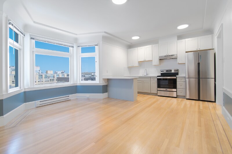 Building Photo - 670 Lombard St