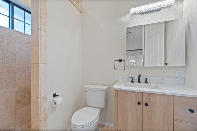 Building Photo - Brand-New Single-Story 2-Bedroom Guest House in Calimesa!