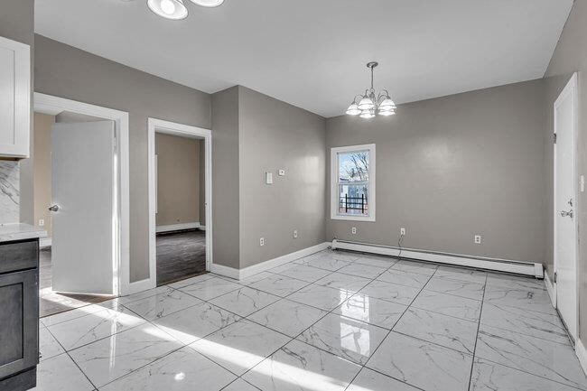 Building Photo - 165 Winfield Ave