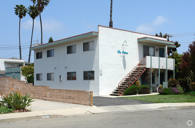 Building Photo - The Palms