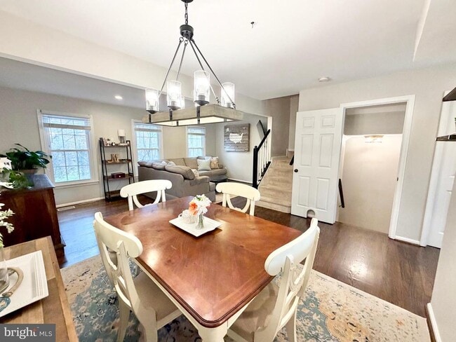 Building Photo - 46756 Woodmint Terrace