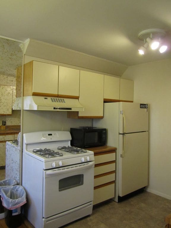 Building Photo - 276 Regency Park Dr