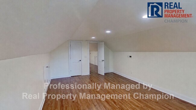 Building Photo - Stunning 4 BD/3 BA Fully Renovated Home on 6 Acres w/Pond