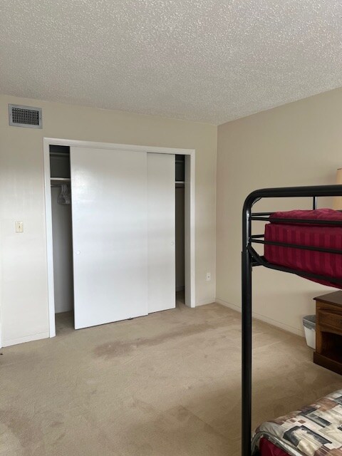 Building Photo - 6161 Gulf Winds Dr