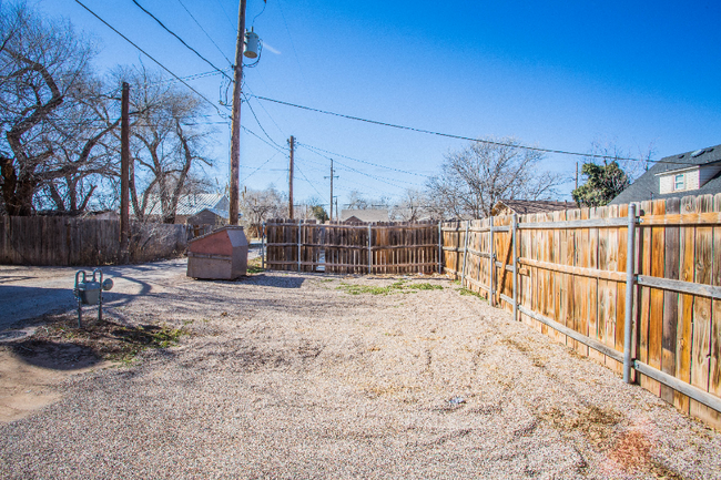 Building Photo - 2019 15th St