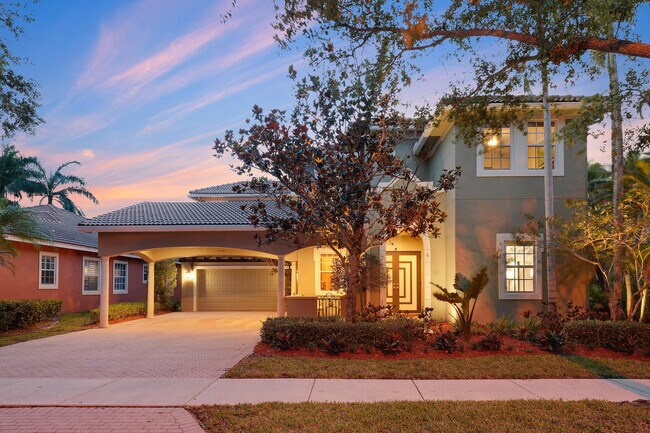 Building Photo - 127 Via Castilla