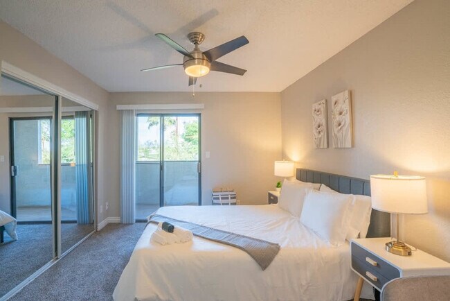 Building Photo - 8550 E McDowell Rd