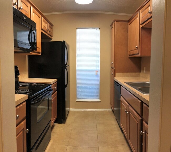 Building Photo - 3513CU