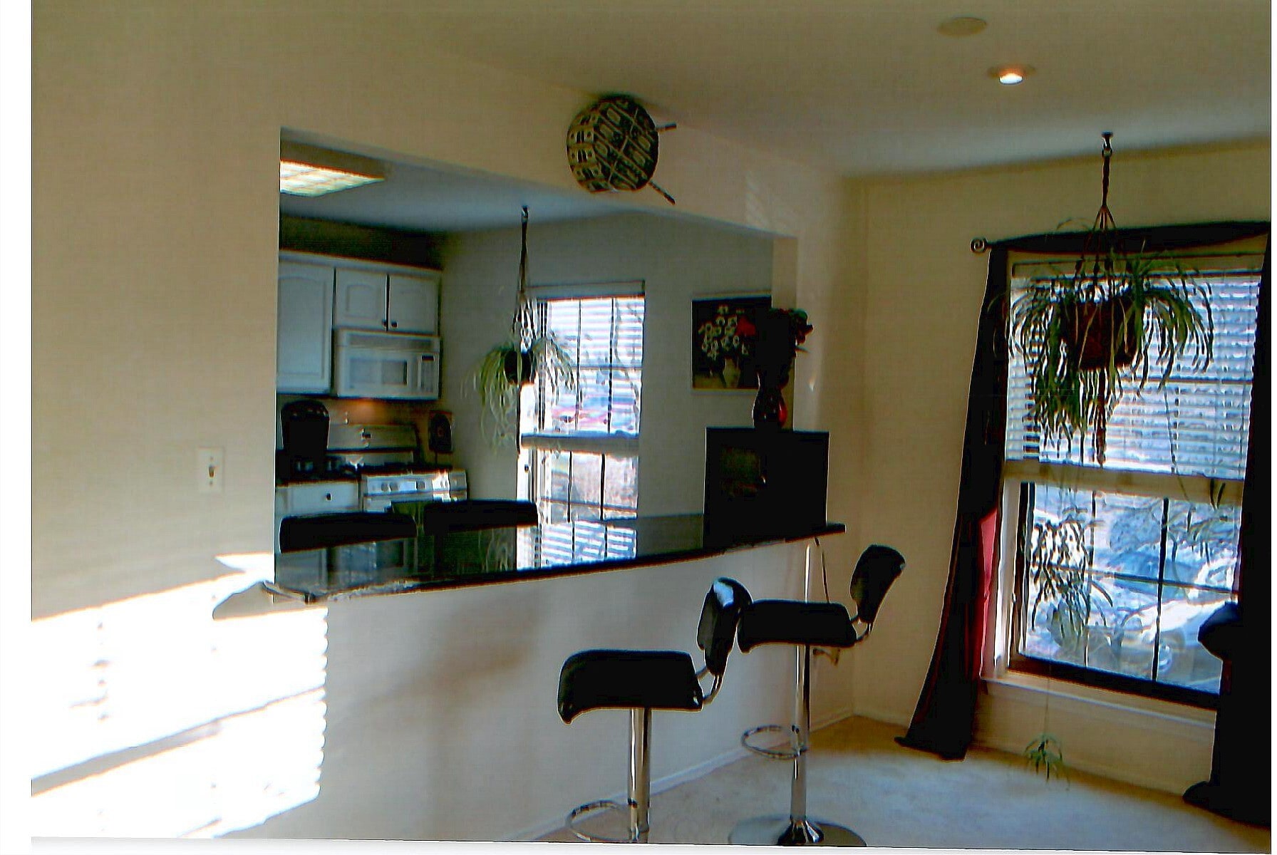 Building Photo - 181 Long Hill Rd