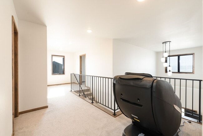 Building Photo - Beautiful Single Family Home in North Bismarck