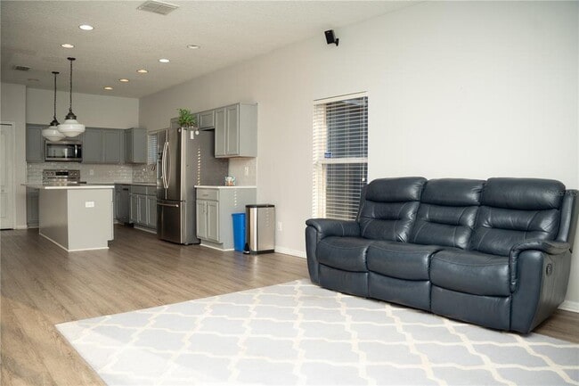 Building Photo - 1268 Portmoor Way