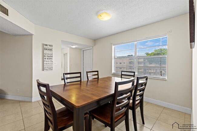 Building Photo - 4191 NW 41st St