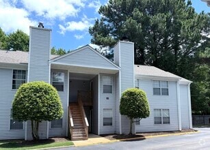 Building Photo - Charming 3BD/3BA Home with Modern Upgrades