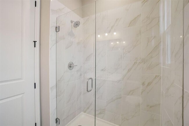 Building Photo - 1016 Griffon Ave