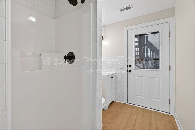 Building Photo - 90 Sutters Mill Rd