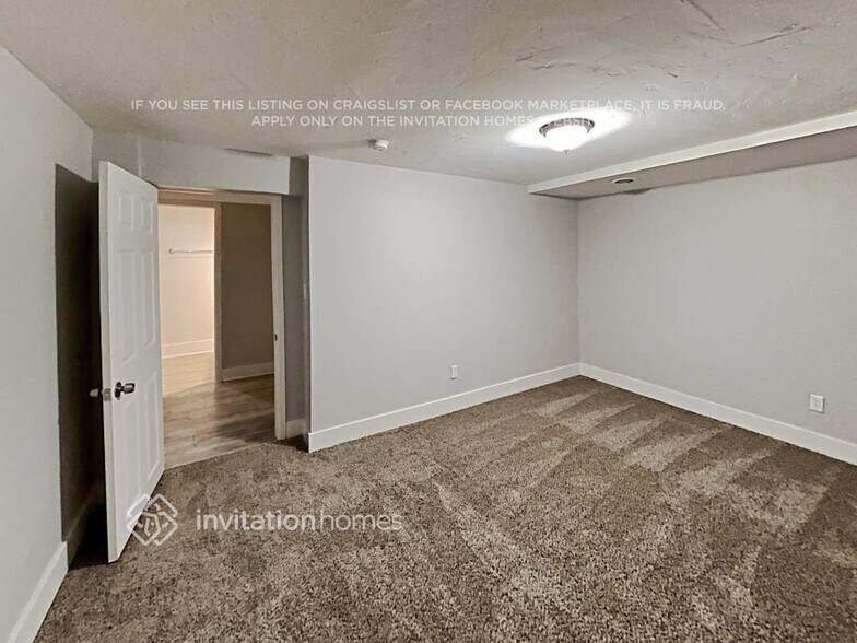 Building Photo - 8485 Prairie Clover Way