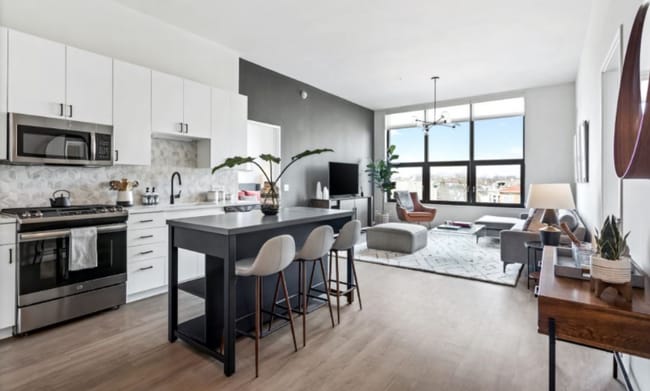 Building Photo - 2477 N Milwaukee Ave