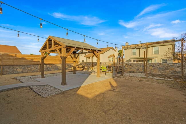Building Photo - 440 Goldshire Pl