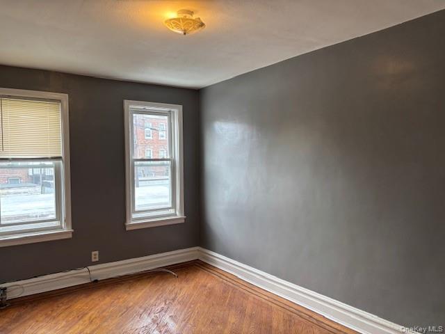 Building Photo - 688 E 43rd St