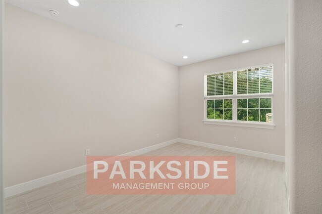 Building Photo - 3736 SE 137th Ln