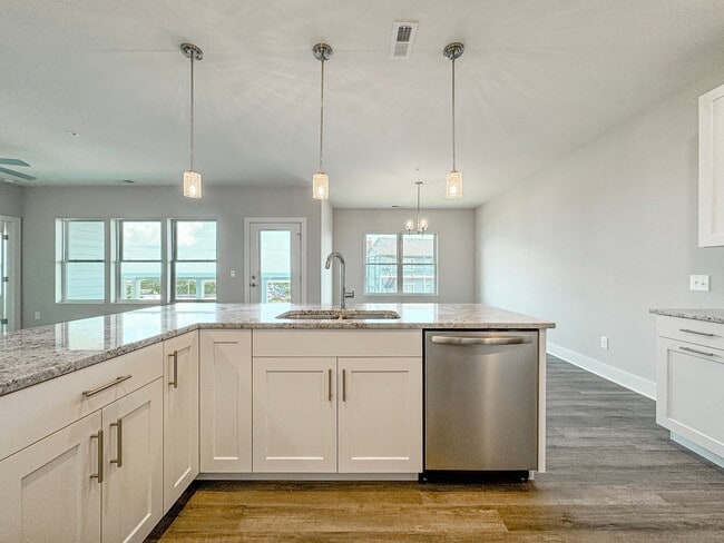 Building Photo - 109 Knollwood Dr