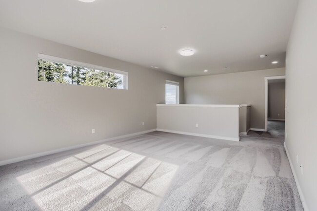 Building Photo - 8516 SW Hamilton Ter