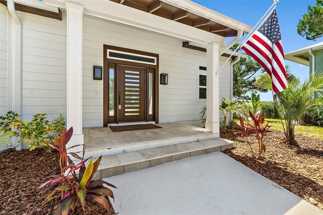 Building Photo - 644 Riverview Rd