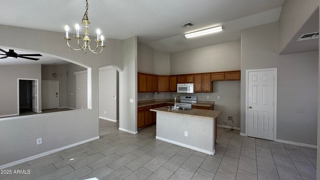 Building Photo - 8516 W Riley Rd