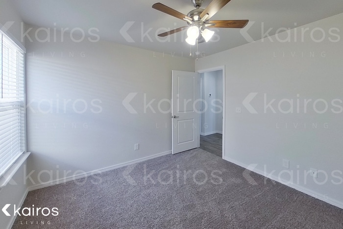 Building Photo - 2806 Daytona Ave