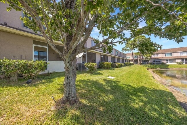 Building Photo - 6127 Bayside Key Dr