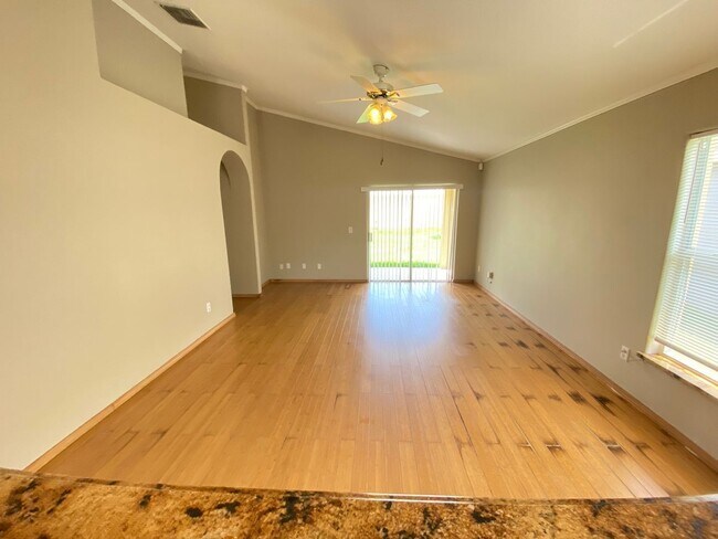 Building Photo - 3310 Crystal Creek Blvd