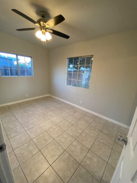 Building Photo - 9142 Walnut St