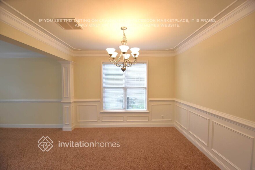 Building Photo - 2116 Leafmore Ct SE