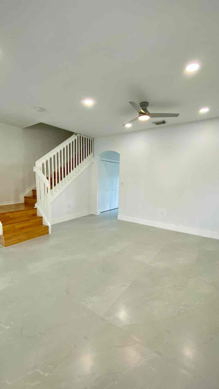 Building Photo - 10850 NW 82nd Terrace