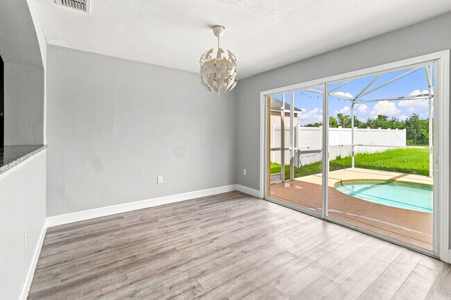 Building Photo - 1365 Carey Glen Cir