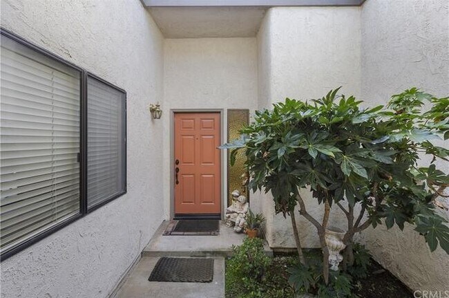 Building Photo - 1364 Orchard Cir