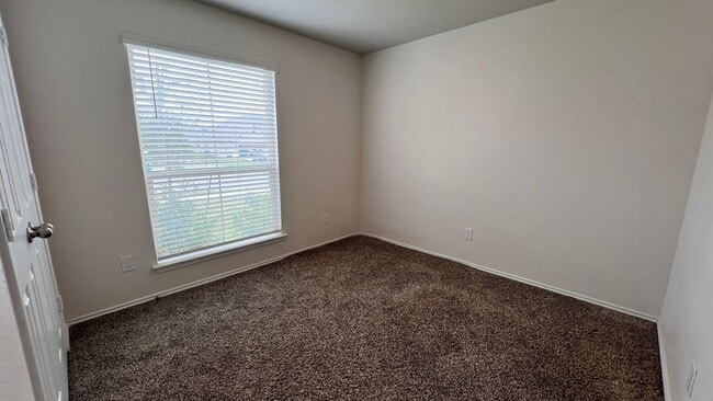 Building Photo - Four Bedroom in Harker Heights with a Flex...