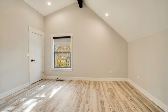 Building Photo - 4031 W 12350 S